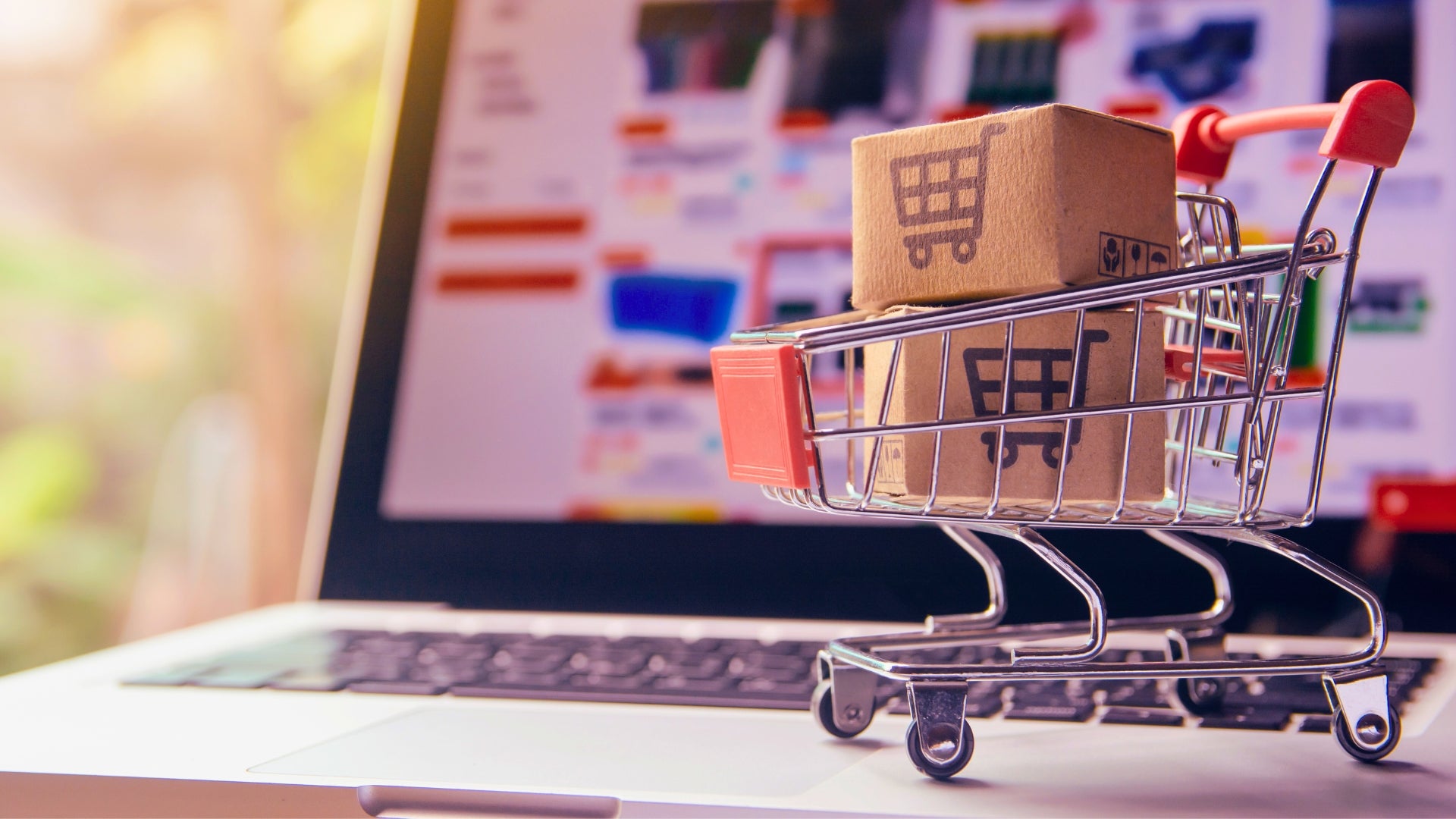 eCommerce 101: guida per avviare e gestire un negozio online di successo